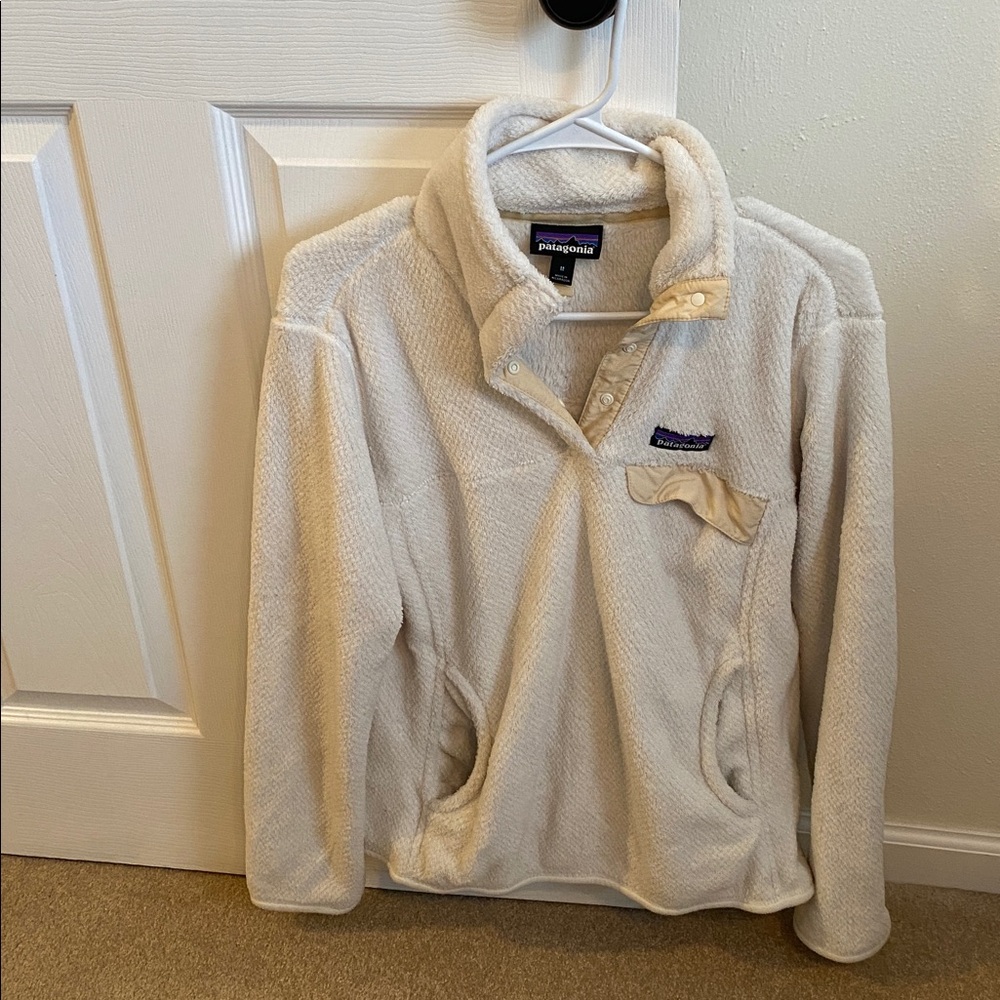 Patagonia Women's Pullover Size Medium